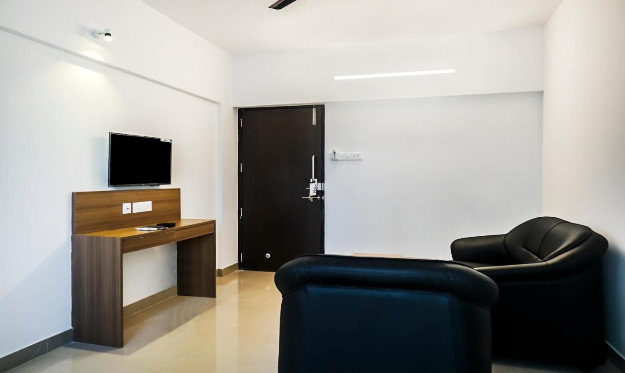 Treebo Luxe Suite, Shivaji Nagar Pune Esterno foto