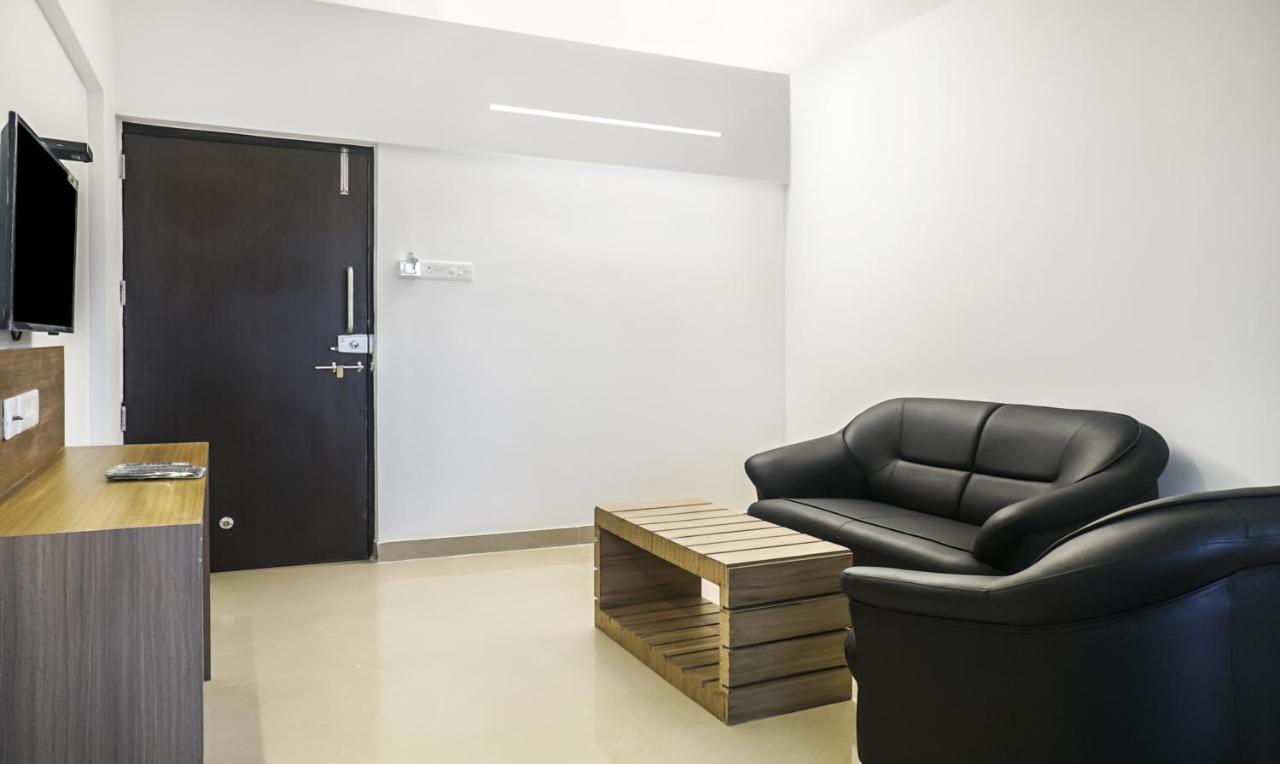 Treebo Luxe Suite, Shivaji Nagar Pune Esterno foto