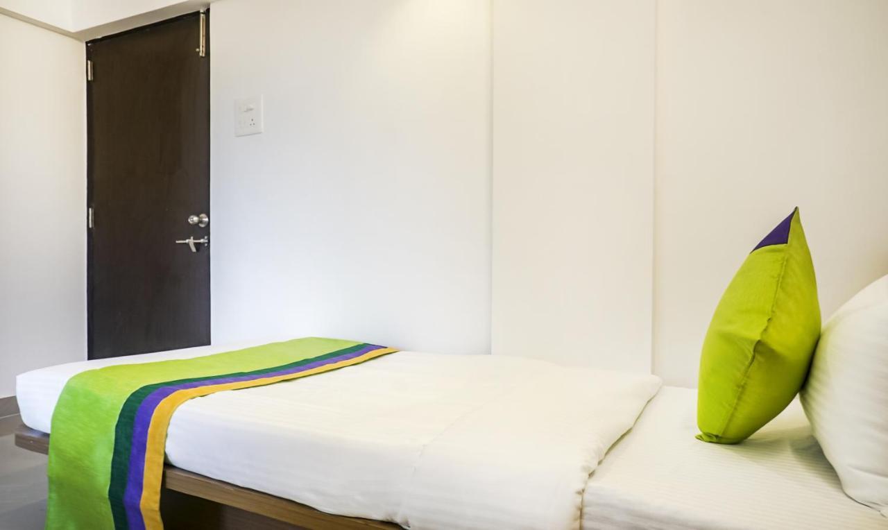 Treebo Luxe Suite, Shivaji Nagar Pune Esterno foto